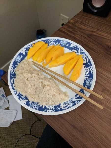 thaistickyrice.jpg thaistickyrice.jpg